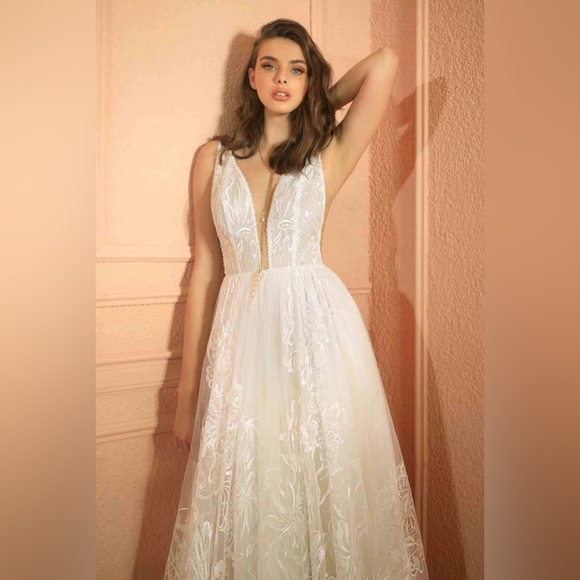 Rish Bridal, Chloe - Picture 4 of 8